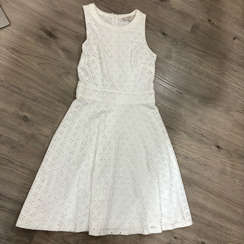 Ann Taylor LOFT White Eyelet A-Line Sleeveless Dress Sz‎ 0 Bridal Floral Summer